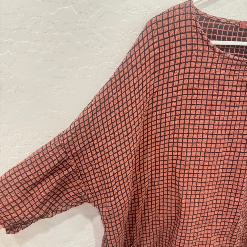 Cut Loose Terracotta and Black Checkered Popover Blouse - Picture 3 of 5